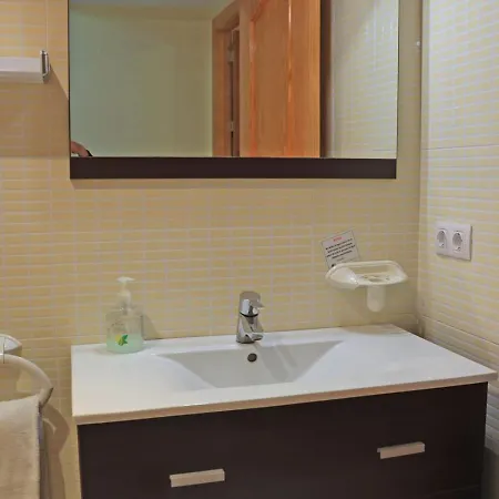 Agusti Otel