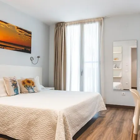 Agusti Hotel