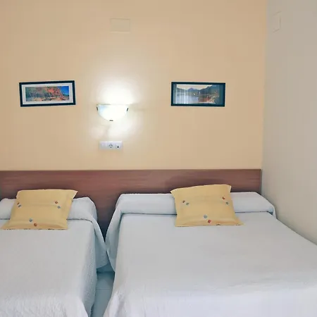 Agusti Hotel 3*
